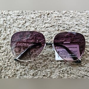 Aviator glasses NWT